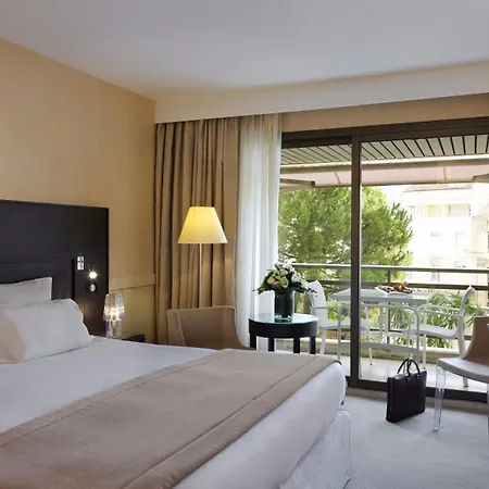 Hotel Barrière Le Gray D'albion Cannes