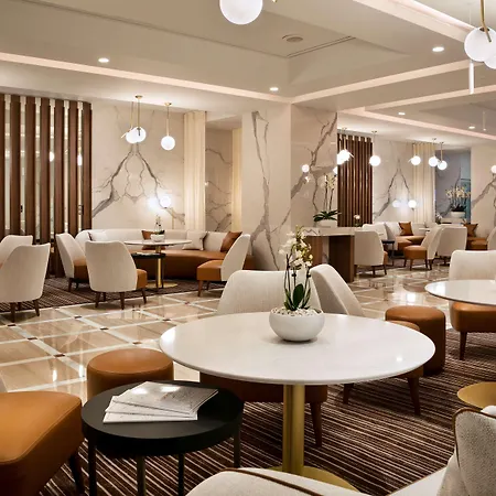 Hotel Barrière Le Gray D'albion 4*